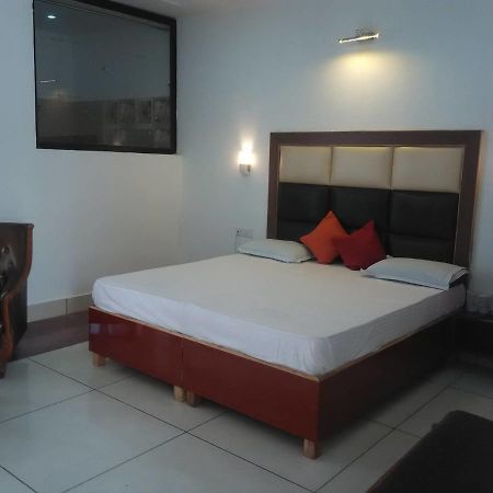 Hotel Kings Retreat Patiala Luaran gambar